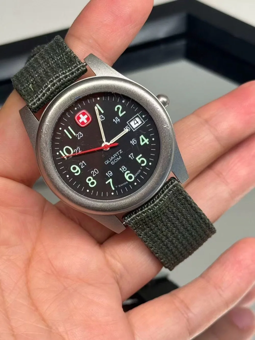 Vintage Wenger Swiss Military Marlboro Men’s Watch Date 37mm New Battery Runs